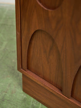 Load image into Gallery viewer, Pair of Scandi Nightstands with Plinth Base