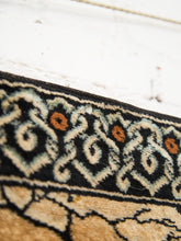 Load image into Gallery viewer, Vintage Winter Dear Tapestry