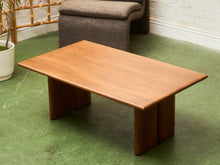 Load image into Gallery viewer, Sergio Coffee Table
