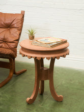 Load image into Gallery viewer, Vintage Wood Scalloped Edge End Table