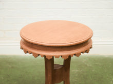 Load image into Gallery viewer, Vintage Wood Scalloped Edge End Table