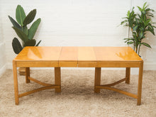 Load image into Gallery viewer, 1940's Vintage Heywood Wakefield Dining Table