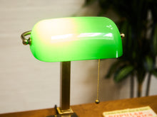 Load image into Gallery viewer, Green Deco Style Task Lamp