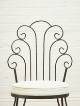 Load image into Gallery viewer, Vanity Regency 60’s chair