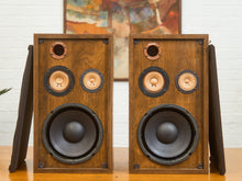 Load image into Gallery viewer, Vintage Speakers