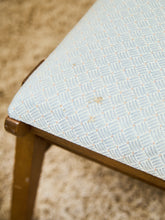 Load image into Gallery viewer, Single Spindle Chair