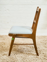 Load image into Gallery viewer, Single Spindle Chair