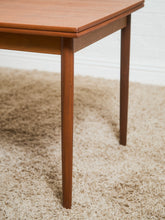 Load image into Gallery viewer, Danish Modern Rectangle Restored Dining Table