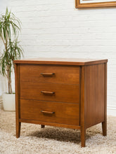 Load image into Gallery viewer, 3 Drawer Lowboy Dresser with Roped Hardware