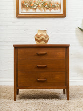 Load image into Gallery viewer, 3 Drawer Lowboy Dresser with Roped Hardware
