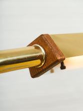 Load image into Gallery viewer, 1970’s Brass and Oak Vintage Table Lamp
