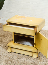 Load image into Gallery viewer, Robot 1950’s Style Pair of Nightstands