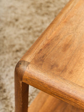 Load image into Gallery viewer, Avenking Designed by Mark Giglio Handcrafted signed table