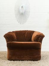 Load image into Gallery viewer, 1970’s Rust Vintage Club Chair