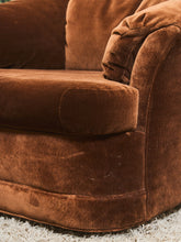 Load image into Gallery viewer, 1970’s Rust Vintage Club Chair
