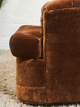 Load image into Gallery viewer, 1970’s Rust Vintage Club Chair