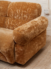 Load image into Gallery viewer, Vintage 70’s Italian Velvet Sofa