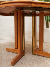Load image into Gallery viewer, Oak Mid Century Oval Dining Table