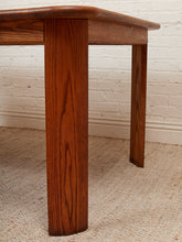 Load image into Gallery viewer, Oak Vintage Dining Table without Leaf