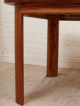 Load image into Gallery viewer, Oak Vintage Dining Table without Leaf