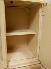 Load image into Gallery viewer, Vintage Pie Safe Hutch