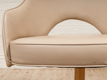 Load image into Gallery viewer, Set of 4 Saarinen Style Vintage Chairs