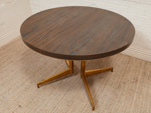 Load image into Gallery viewer, Formica Vintage Dining Table