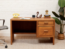 Load image into Gallery viewer, Oak Boho Desk