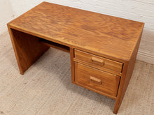Load image into Gallery viewer, Oak Boho Desk