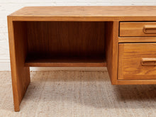 Load image into Gallery viewer, Oak Boho Desk