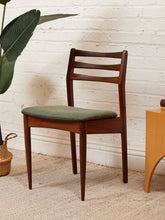 Load image into Gallery viewer, Set of 4 Danish Modern Chairs