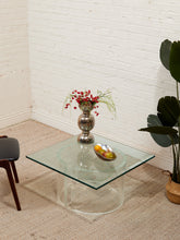 Load image into Gallery viewer, Lucite Table Open Circle Base