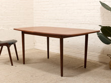 Load image into Gallery viewer, Restored Vintage Dining Table 2 Leaves