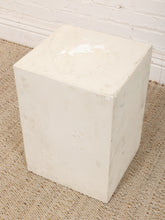 Load image into Gallery viewer, White Vintage Pedestal