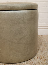 Load image into Gallery viewer, Ottoman with Storage