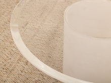 Load image into Gallery viewer, Pedestal table with Glass