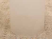 Load image into Gallery viewer, Pedestal table with Glass