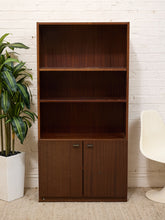 Load image into Gallery viewer, Bookshelf
