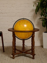 Load image into Gallery viewer, Vintage Light Up Globe
