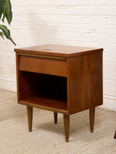 Load image into Gallery viewer, Walnut Nightstand