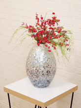 Load image into Gallery viewer, Mother of Pearl Vase