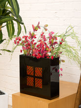 Load image into Gallery viewer, Large Planter in Black