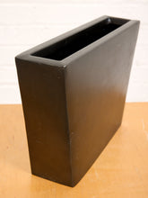 Load image into Gallery viewer, Black Vintage Planter