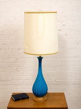 Load image into Gallery viewer, Turquoise Vintage Lamp