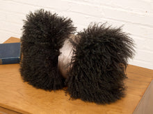 Load image into Gallery viewer, Furry Pillow