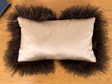Load image into Gallery viewer, Furry Pillow