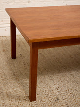 Load image into Gallery viewer, Teak Vintage Coffee Table