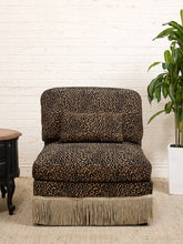 Load image into Gallery viewer, Leopard Chair