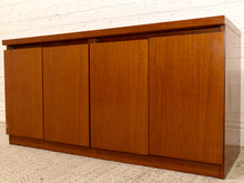 Load image into Gallery viewer, Vintage Mid Century 4 Drawer Credenza