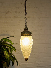 Load image into Gallery viewer, Vintage Pineapple Hanging Lamp
